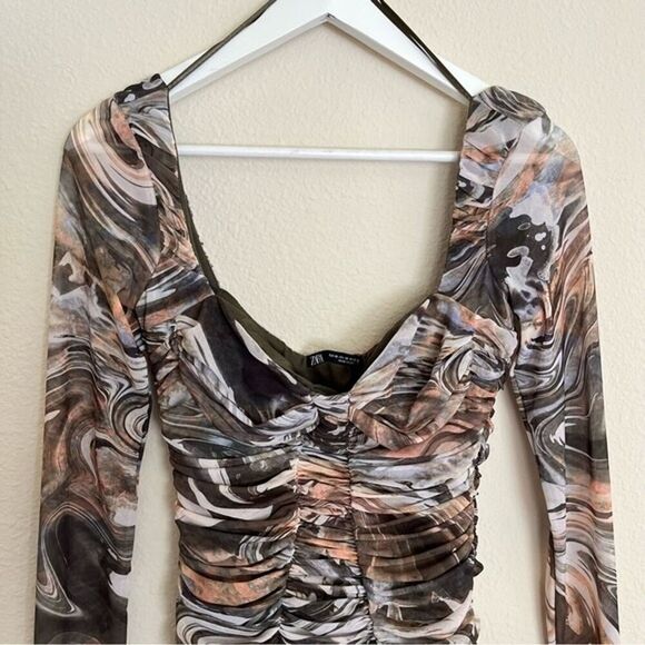 ZARA Ruched Tulle Bodycon Dress Sweetheart Neck Blogger Fave Size XS - Picture 3 of 9